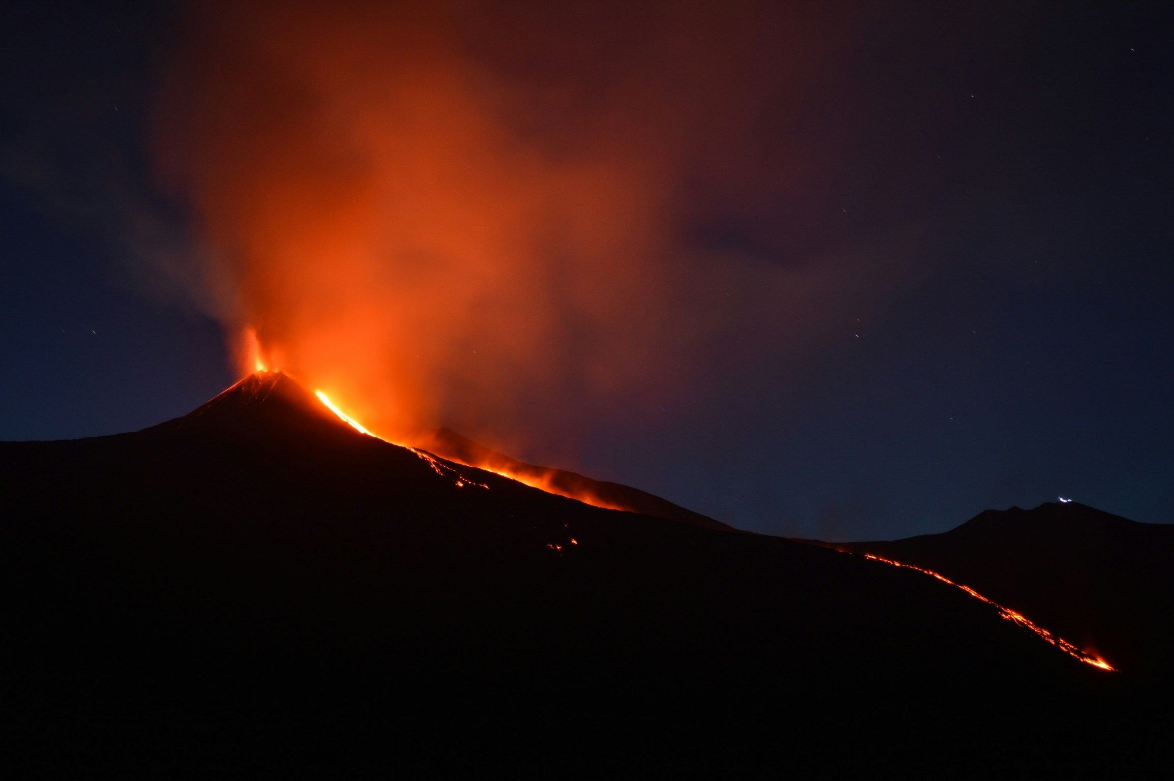 Journey to the heart of the Earth's mantle